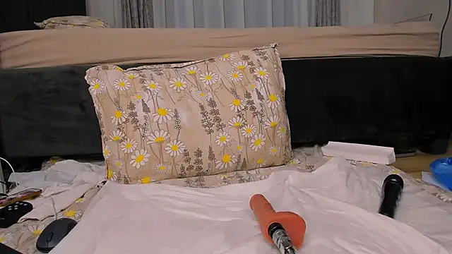 Snapshot of wowsquirtx chatting on March 2025 09:40:02 AM wowsquirtx online show from March 2025 09:40:02 AM