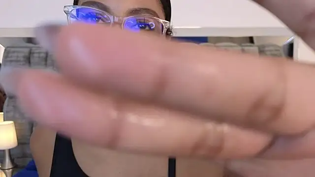 SussiSotto online show from February 2025 01:37:01 PM