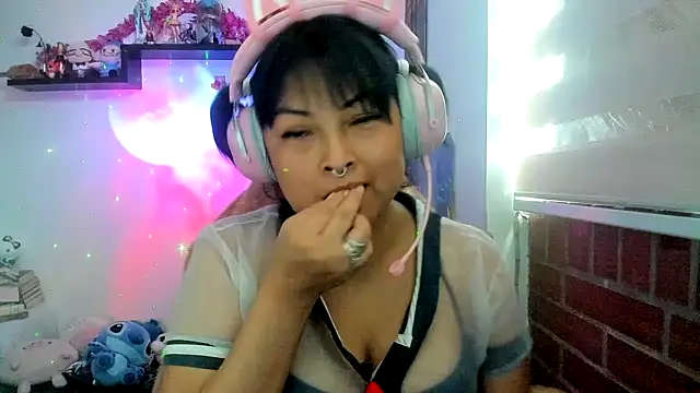 Shaddycute  online show from March 2026 05:16:01 PM