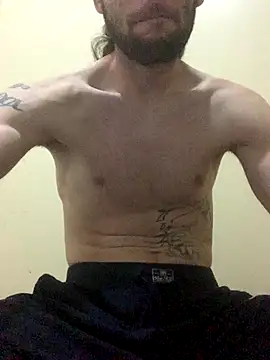 Snapshot of J3sus721 chatting on September 2025 12:44:02 AM J3sus721 online show from September 2025 12:44:02 AM