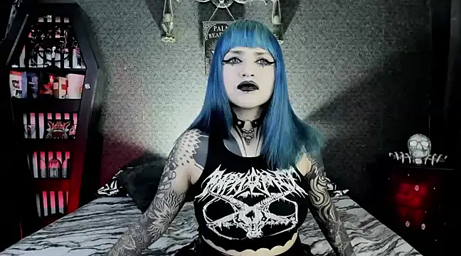 Snapshot of DimmuandDarkness chatting on January 2025 02:08:02 PM DimmuandDarkness online show from January 2025 02:08:02 PM