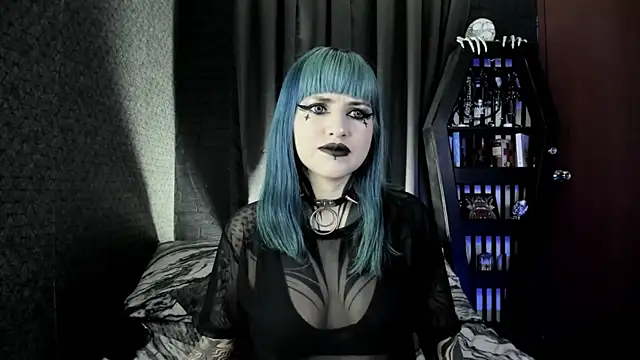 Snapshot of DimmuandDarkness chatting on February 2025 12:41:01 AM DimmuandDarkness online show from February 2025 12:41:01 AM