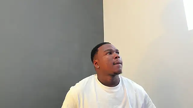 Troykhalil online show from December 2025 08:27:01 PM