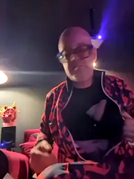 biffboff123 online show from June 2026 11:57:02 PM