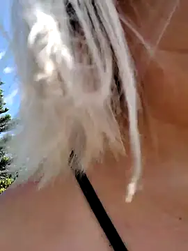 florecita9 online show from February 2025 02:26:01 PM