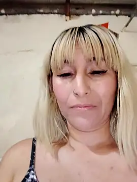 florecita9 online show from February 2025 12:59:02 AM