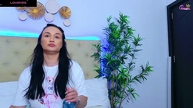 Snapshot of DaliyaArabian chatting on June 2026 12:07:02 PM DaliyaArabian online show from June 2026 12:07:02 PM
