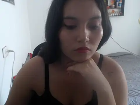 HannaKlein online show from February 2025 07:10:02 PM