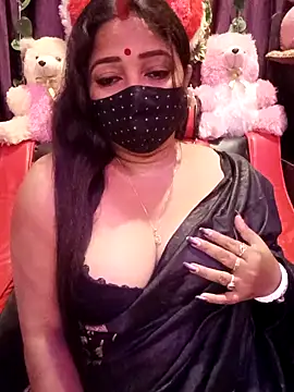 Snapshot of ella_mariya chatting on April 2026 08:20:01 PM ella mariya online show from April 2026 08:20:01 PM