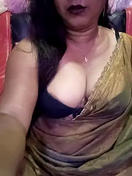 Snapshot of ella_mariya chatting on May 2026 06:38:02 PM ella mariya online show from May 2026 06:38:02 PM