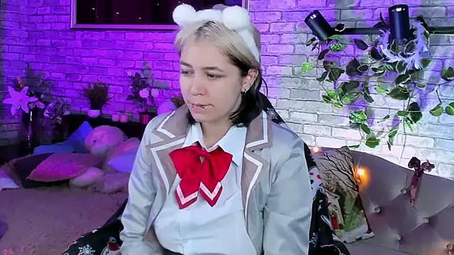 Snapshot of Alex_Howell chatting on January 2025 08:42:01 PM Alex Howell online show from January 2025 08:42:01 PM