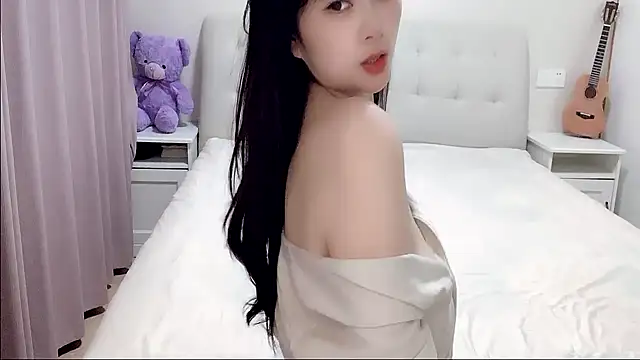 aisha123123 online show from October 2025 02:13:02 PM