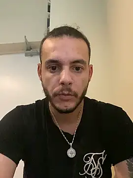 Snapshot of Alexandrupgixx chatting on February 2025 12:58:02 AM Alexandrupgixx online show from February 2025 12:58:02 AM