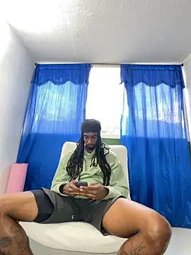 Snapshot of Malkon_Big chatting on October 2025 09:46:01 PM Malkon Big online show from October 2025 09:46:01 PM