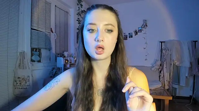 Snapshot of Jenny_darling_love chatting on October 2025 06:28:02 PM Jenny darling love online show from October 2025 06:28:02 PM