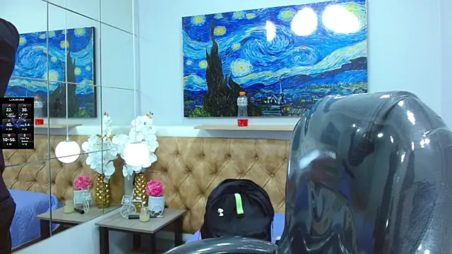 Snapshot of SkinnyBoy_ chatting on October 2025 12:51:01 PM SkinnyBoy online show from October 2025 12:51:01 PM