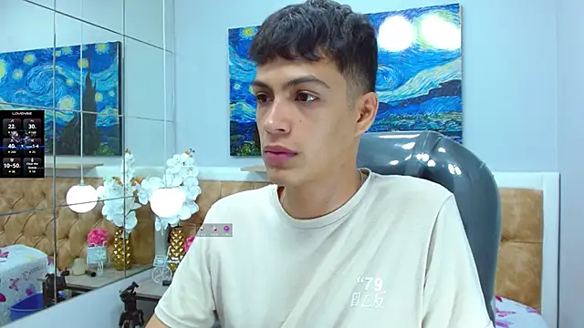 Snapshot of SkinnyBoy_ chatting on November 2025 12:26:01 PM SkinnyBoy online show from November 2025 12:26:01 PM