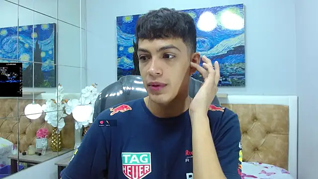 Snapshot of SkinnyBoy_ chatting on November 2025 12:27:02 PM SkinnyBoy online show from November 2025 12:27:02 PM