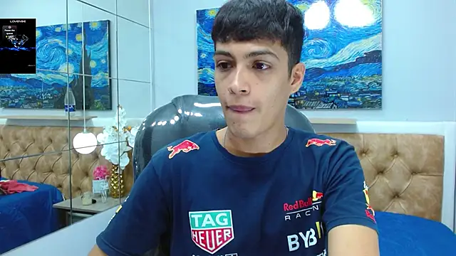 Snapshot of SkinnyBoy_ chatting on November 2025 07:35:01 PM SkinnyBoy online show from November 2025 07:35:01 PM