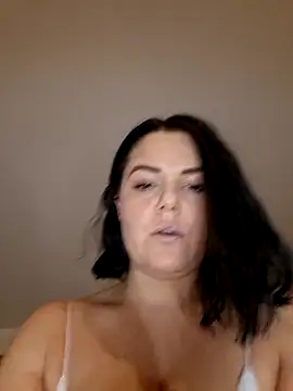 Xladycharme online show from February 2026 05:07:02 PM