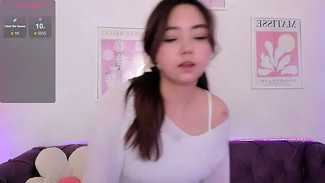 Snapshot of Fluffy_Rose chatting on February 2025 04:48:01 AM Fluffy Rose online show from February 2025 04:48:01 AM