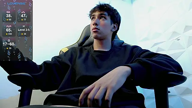 Snapshot of Jake_tripp chatting on January 2025 03:40:02 AM Jake tripp online show from January 2025 03:40:02 AM