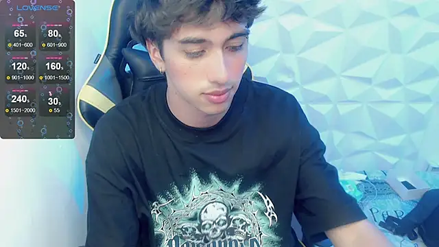 Snapshot of Jake_tripp chatting on February 2025 06:21:01 AM Jake tripp online show from February 2025 06:21:01 AM