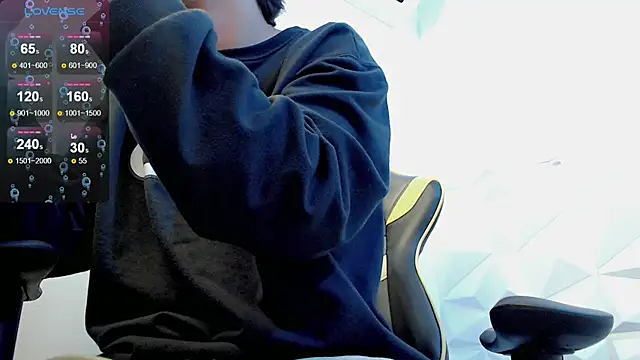 Snapshot of Jake_tripp chatting on February 2025 04:33:01 AM Jake tripp online show from February 2025 04:33:01 AM