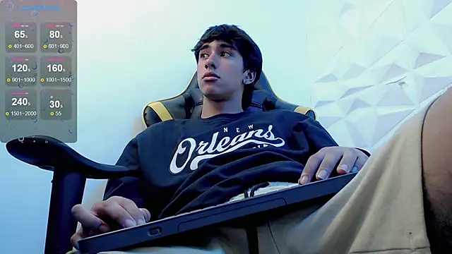 Snapshot of Jake_tripp chatting on February 2025 07:33:02 AM Jake tripp online show from February 2025 07:33:02 AM