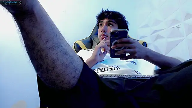 Snapshot of Jake_tripp chatting on February 2025 06:55:01 AM Jake tripp online show from February 2025 06:55:01 AM