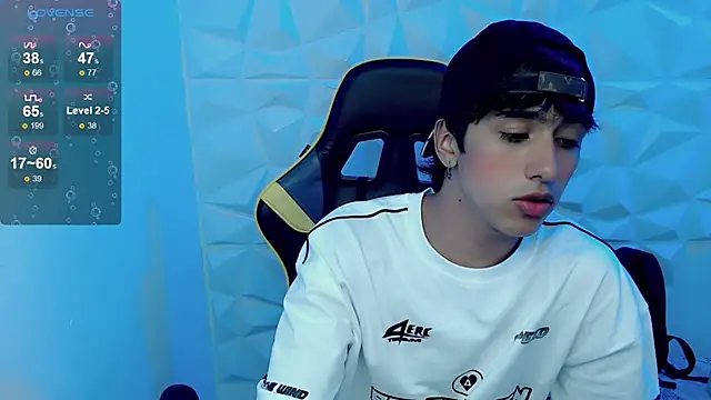 Snapshot of Jake_tripp chatting on February 2025 06:39:01 AM Jake tripp online show from February 2025 06:39:01 AM