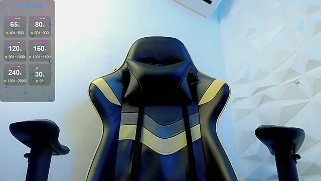 Snapshot of Jake_tripp chatting on March 2025 04:08:02 AM Jake tripp online show from March 2025 04:08:02 AM