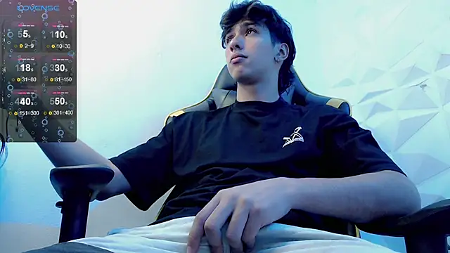 Snapshot of Jake_tripp chatting on March 2025 03:12:01 AM Jake tripp online show from March 2025 03:12:01 AM