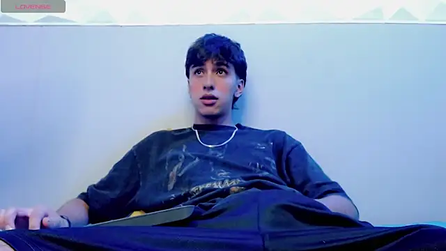 Snapshot of Jake_tripp chatting on November 2025 04:07:02 AM Jake tripp online show from November 2025 04:07:02 AM