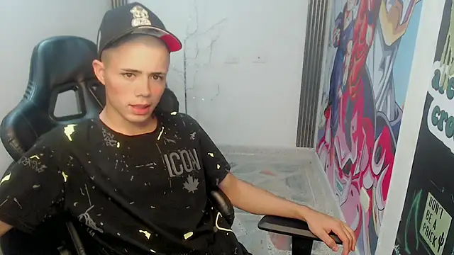 Snapshot of bby_santi chatting on January 2025 01:00:01 PM bby santi online show from January 2025 01:00:01 PM