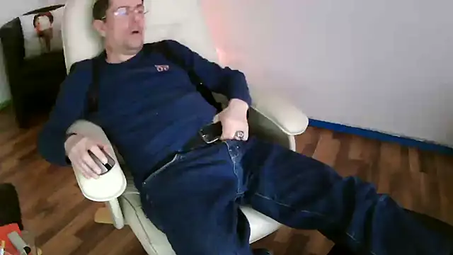 Minm666 online show from March 2025 04:56:02 PM