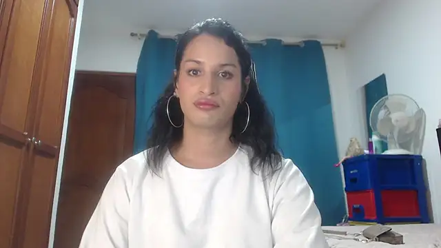 Snapshot of jennifer_ts chatting on March 2025 10:39:02 PM jennifer ts online show from March 2025 10:39:02 PM