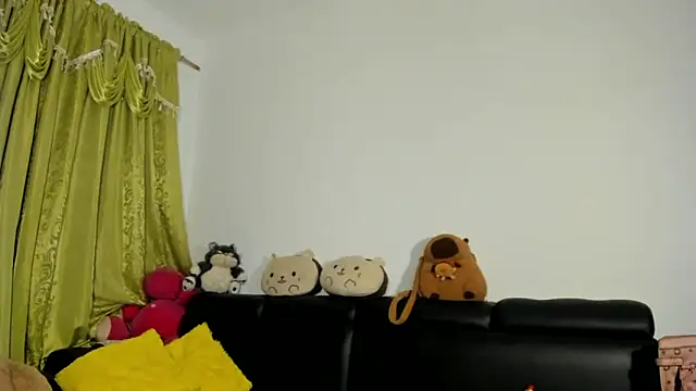 jennifer ts online show from April 2026 05:11:01 AM