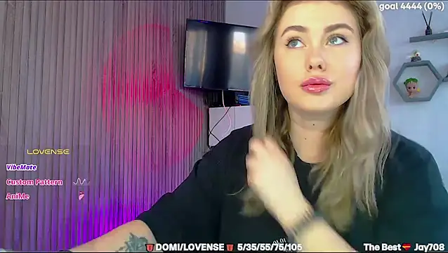 SuchCute online show from February 2026 03:24:01 AM