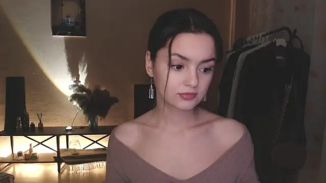 Snapshot of CuteRuby99 chatting on January 2025 12:33:01 PM CuteRuby99 online show from January 2025 12:33:01 PM