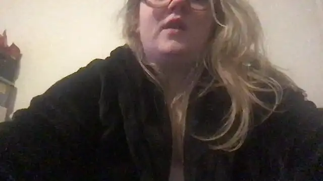 honeyyy24 online show from January 2025 09:57:01 PM