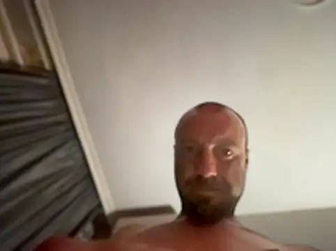 Snapshot of Nikolaiyy chatting on July 2026 12:18:02 AM Nikolaiyy online show from July 2026 12:18:02 AM