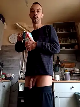 AndreiDts92 online show from February 2026 08:04:01 AM