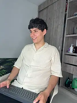 Snapshot of Naytoon__lex chatting on July 2026 01:11:01 AM Naytoon lex online show from July 2026 01:11:01 AM