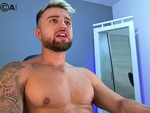 OwenMaximus814 online show from March 2026 03:48:01 PM