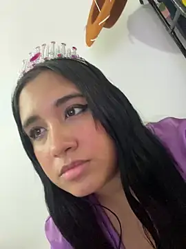 melyescobar online show from January 2025 12:05:02 PM