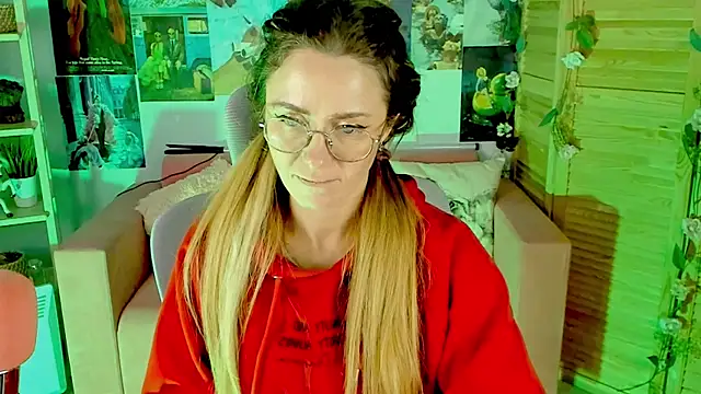 LadyIzabel online show from January 2025 11:55:01 AM