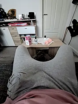 Snapshot of Kevindauerhorny chatting on February 2025 01:51:02 PM Kevindauerhorny online show from February 2025 01:51:02 PM