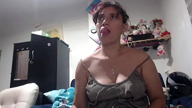 sexy mary 69 online show from November 2025 02:23:02 AM