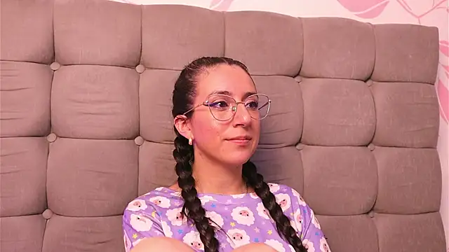 Sweet Sammy  online show from November 2025 04:01:01 AM